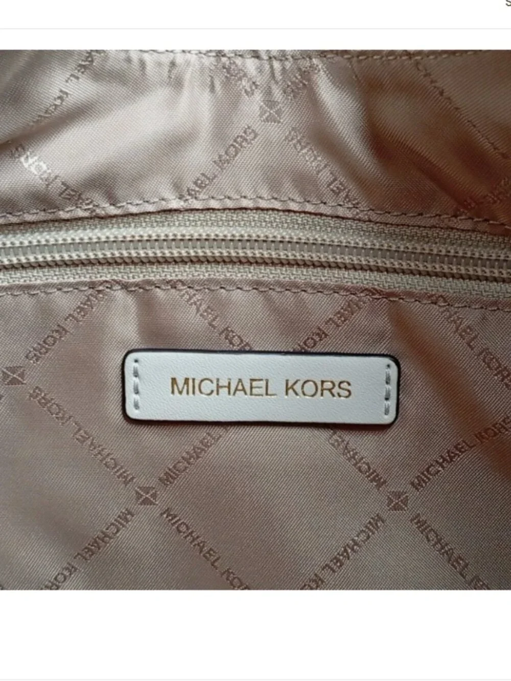 Michael Kors Nayla Medium Shoulder Bag Pebbled Leather Light Cream *BAG ONLY*